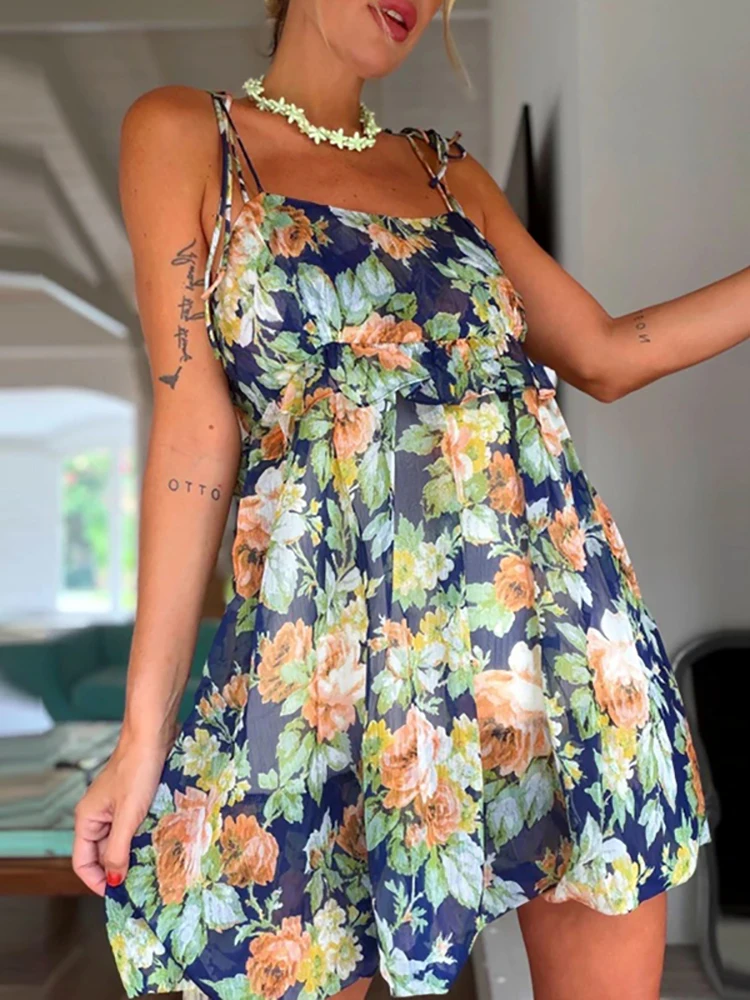 Sexy Camisole Shoulder Beach Holiday Dress Vintage Print Backless Slimming Dress Fashion Pleated Ruffle Edge Sleeveless Dress