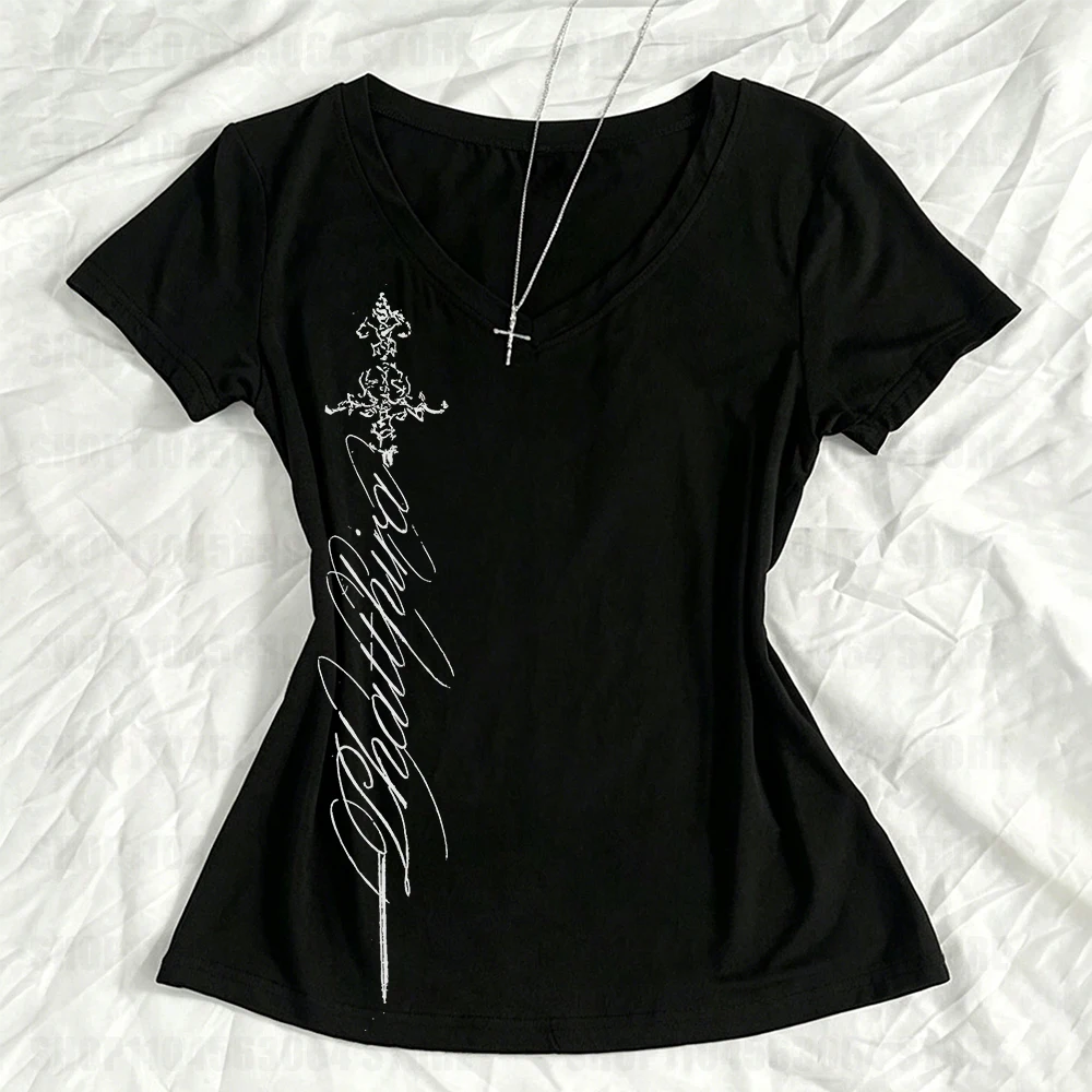 เสื้อยืดวินเทจ คอวี ทรงเข้ารูป ลายกรันจ์ กอธิค Y2K