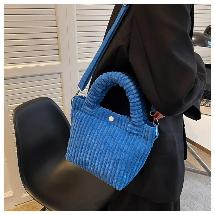 Herbst-Winter Frau 2026 Neue Stil Koreanische Ins Denim Samt Plüsch Schulter Umhängetasche Hochwertige Handtasche – Detail 11