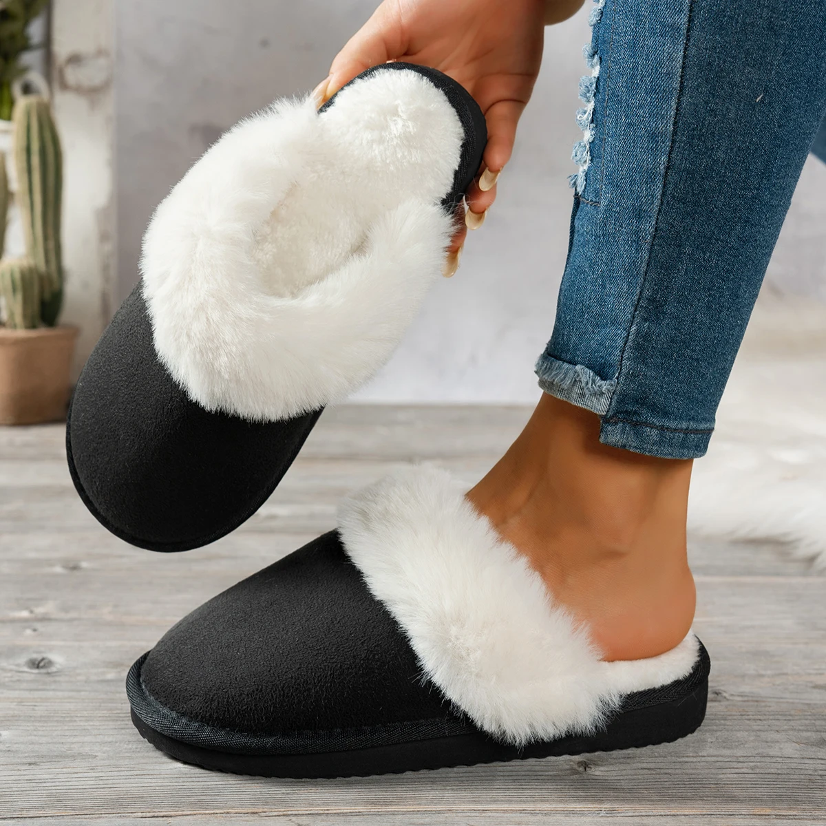 Women's Winter Slippers image 13