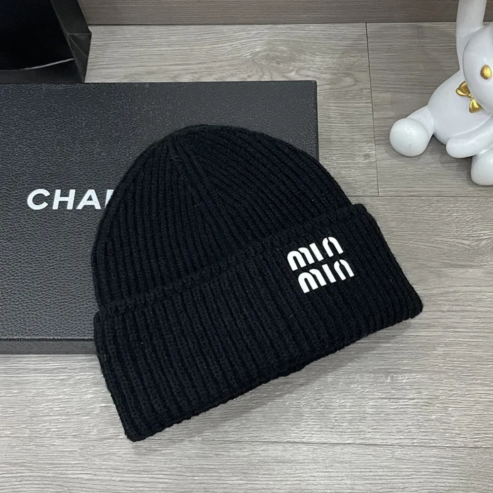 Top-New-Fashion-Luxury-Letter-Beanies-Men-Women-Warm-Winter-Brand ...