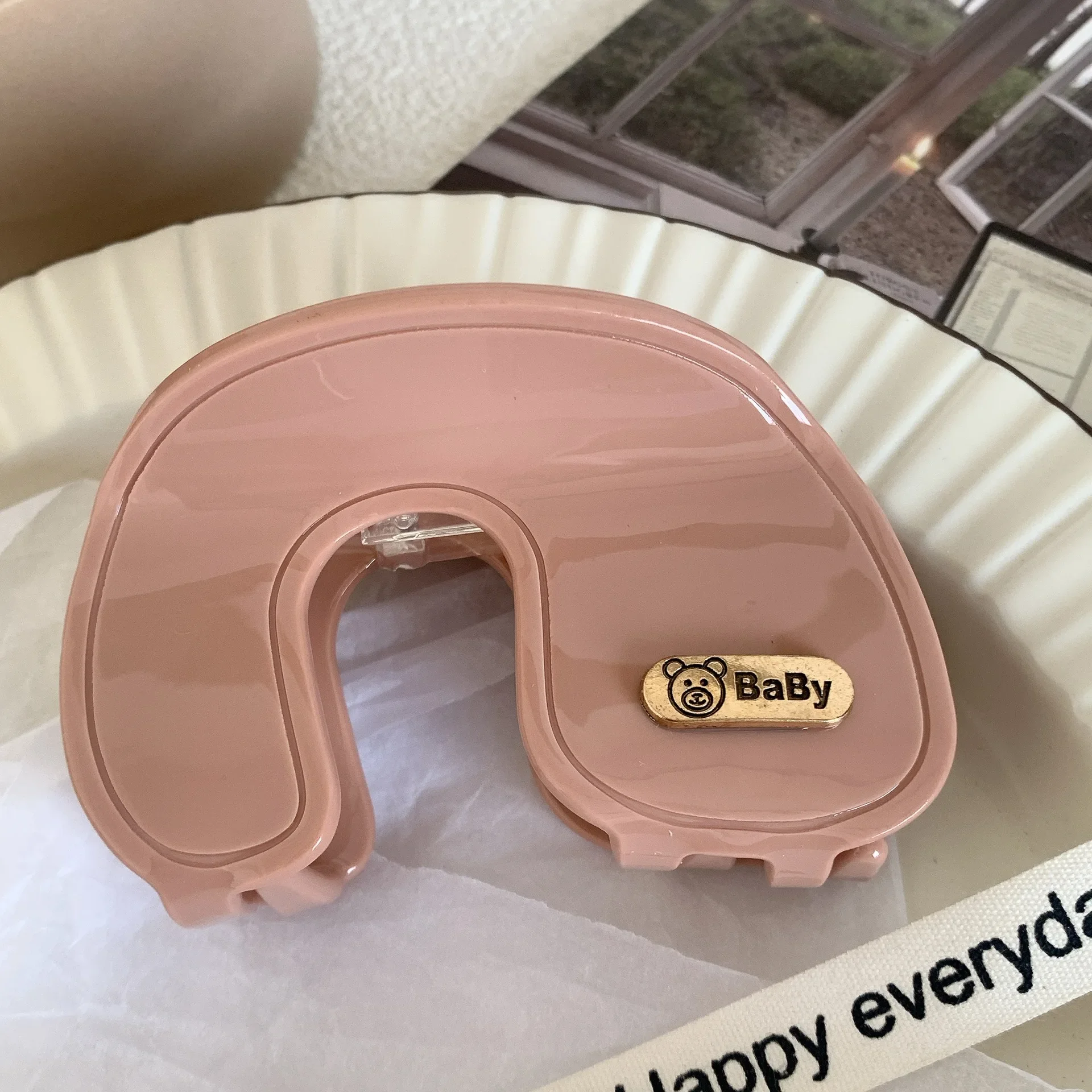 Рисунок 6 - Новинка корейские заколки для волос