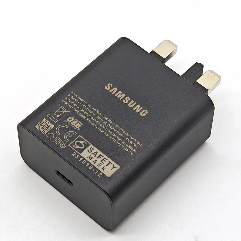 Super Fast Charge 60W UK Plug Charger with PD Technology