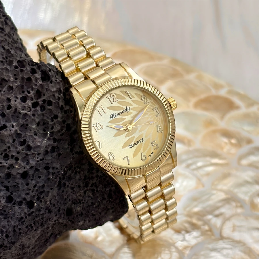 Classic Elegant Watch for Women with One-Sided Feather Design Dial - 3