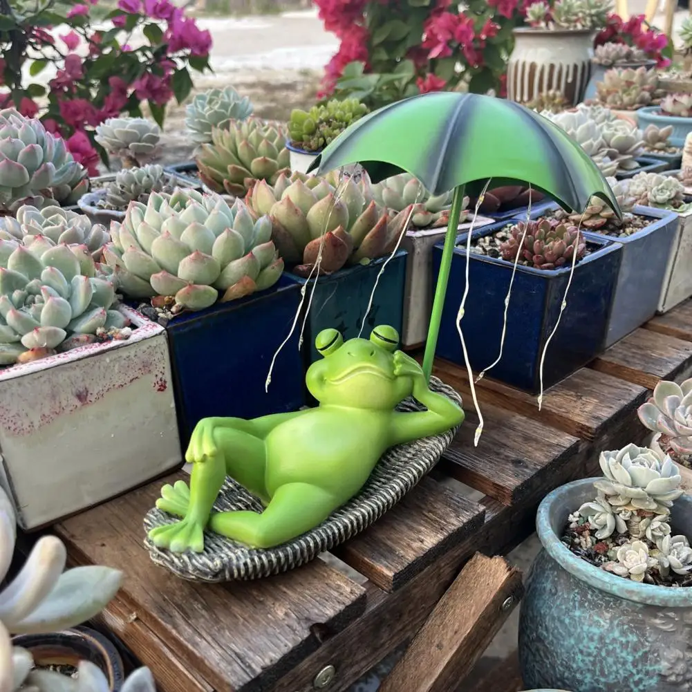 Turtle Frog Statue with Solar LED Lights Animal Figurine Courtyard Decorative Light Waterproof Frog Sculpture Light Garden Decor