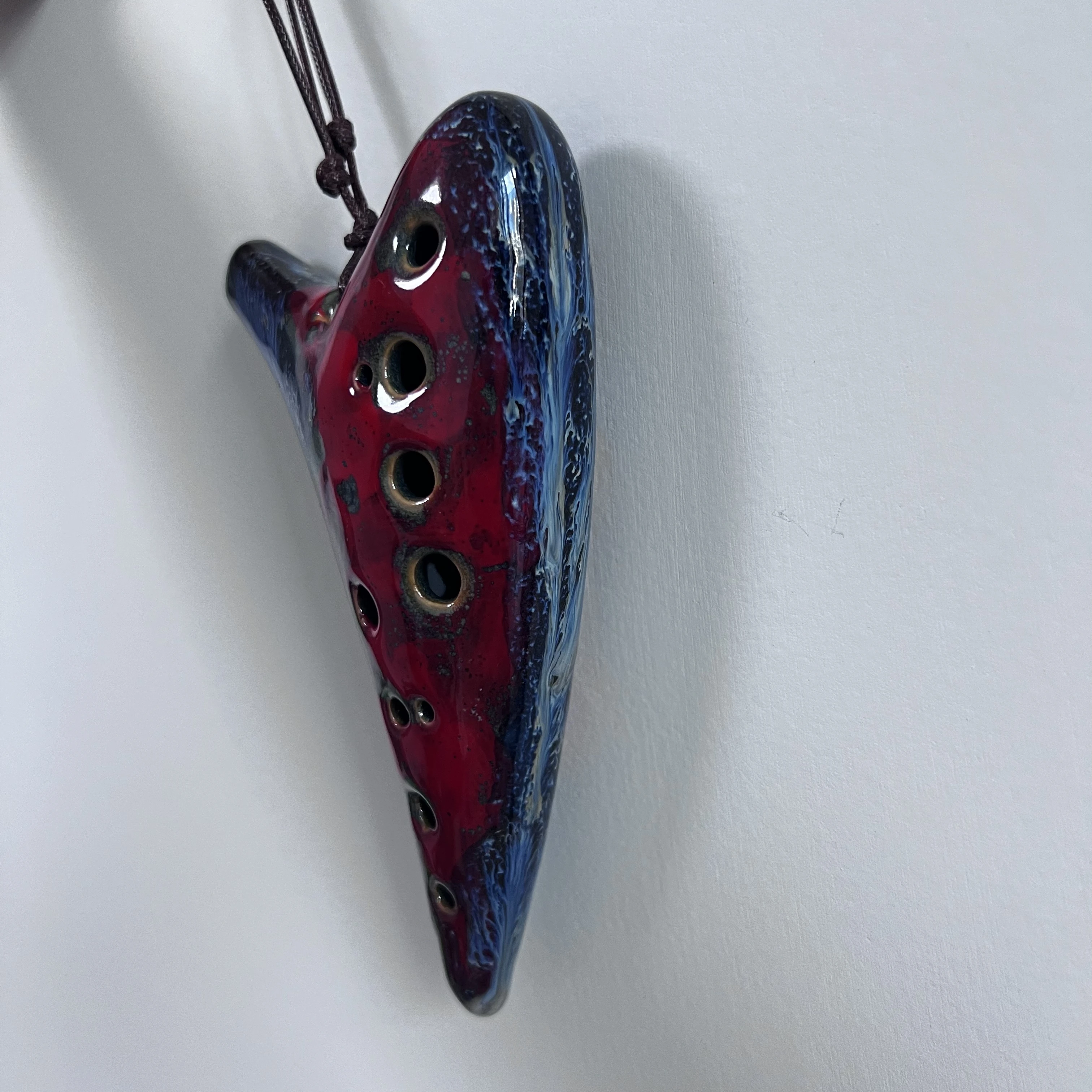 Ceramic Ocarina Handmade Ocarina 1pc antique lacquer handmade red and blue 12-hole ceramic ocarina musical instrument teaching and playing