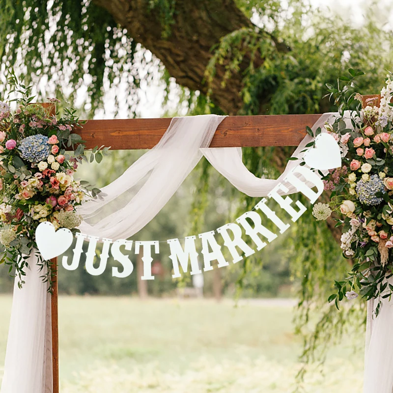 Ghirlanda di carta bianca appena sposata Vintage Marry Me Lettera Bunting Banner Festa di nozze Puntelli per foto Sedia da sposa Decorazione da tavolo - Image 4