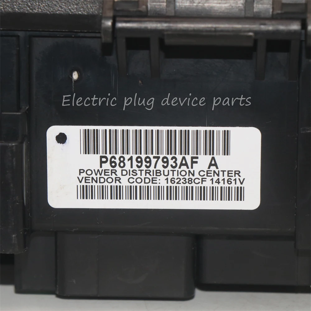 Original 68199793AF 68199793AH 68199793AG Fuse Box Totally Integrated Power Module TIPM for RAM 2500 3500 4500 5500 2013 2014