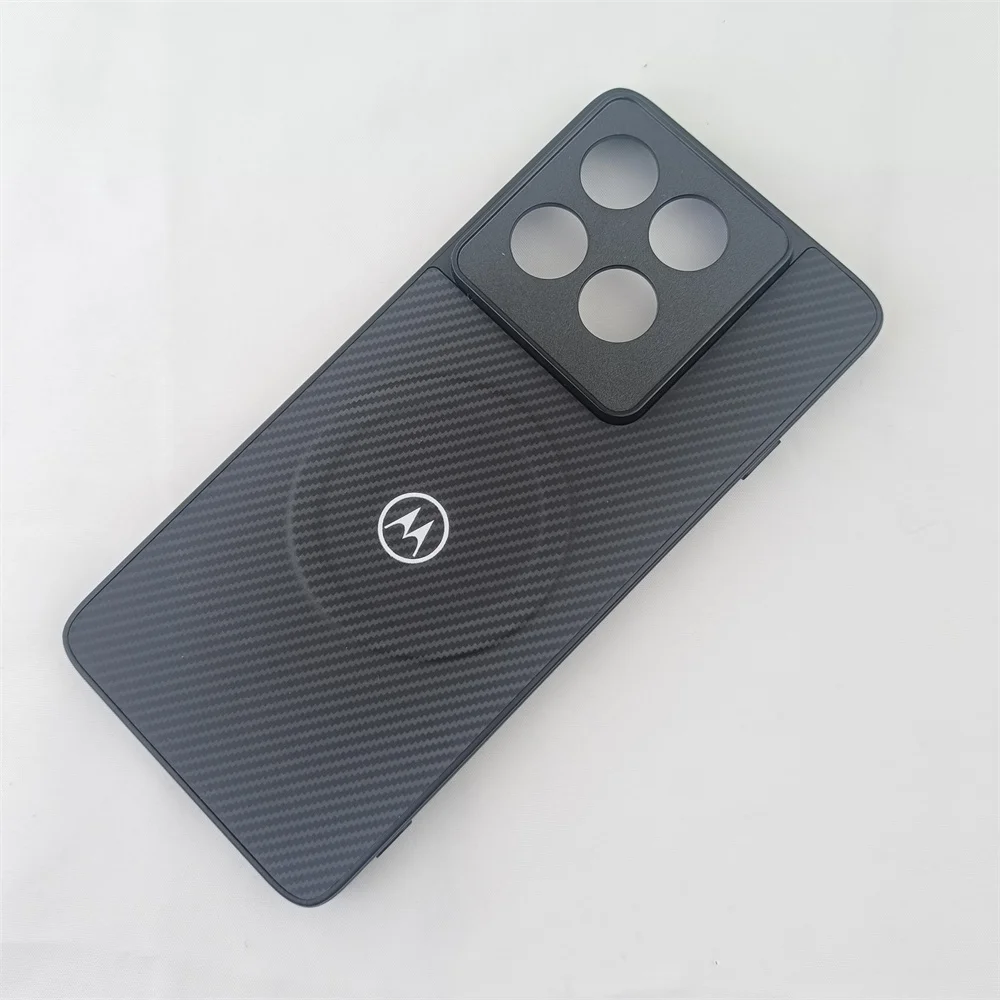Carbon Fiber Texture Magnetic Phone Case with Wireless Charging Compatibility