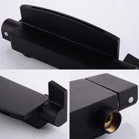 Becola ก๊อกผสมอ่างอาบน้ำทองเหลือง, ก๊อกอ่างอาบน้ำน้ำตกสำหรับห้องน้ำสีดำที่จับแบบคู่ 3