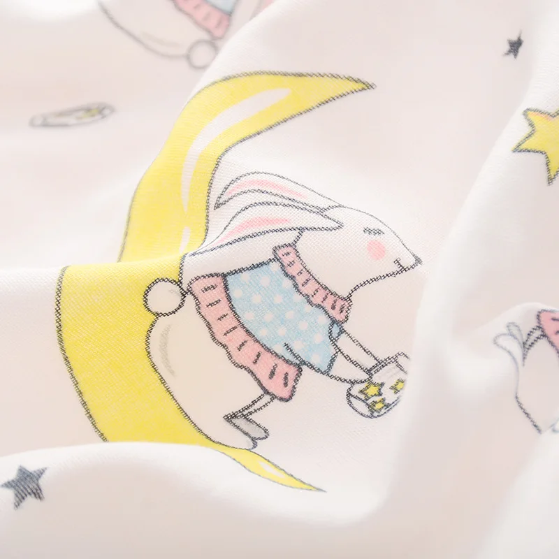 Bean Blanket Baby Autumn and Winter Thick Newborn Baby Blanket for Boys and Girls Baby Blanket Bubble Velvet All Year Round