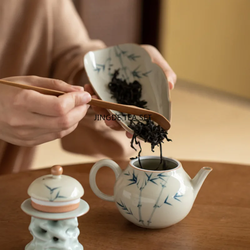 120ml Chinese handmade ceramic teapot small capacity pear shaped hand-painted bamboo leaf Kung Fu tea set