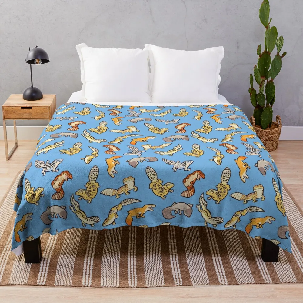 

chub geckos in blue Throw Blanket Soft Plush Plaid Bed Camping Blankets