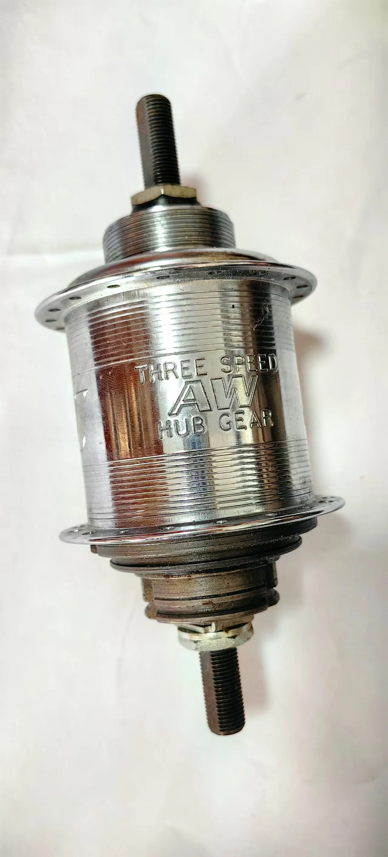 Moyeu Sturmey Archer AW 3 Vitesses - 1968 - 36 Trous - Arrière - UK