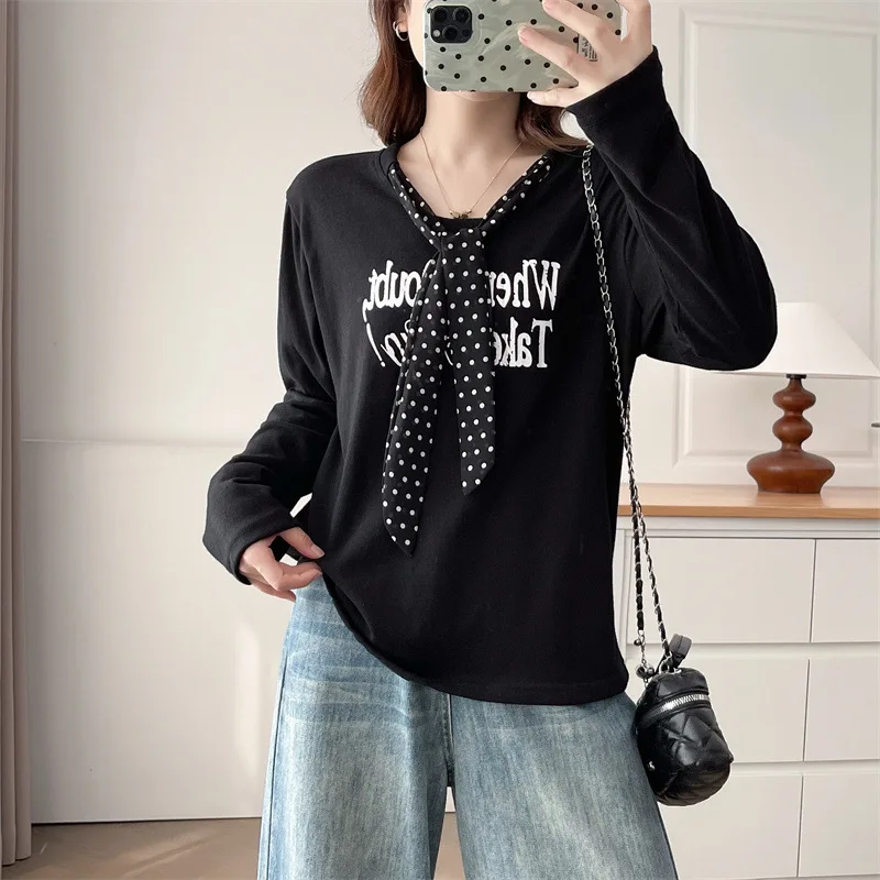 Plus Size Women's Long Sleeved T-Shirt 2025 Autumn Stylish Silk Scarf Tied With Printed Letters Tops 8060