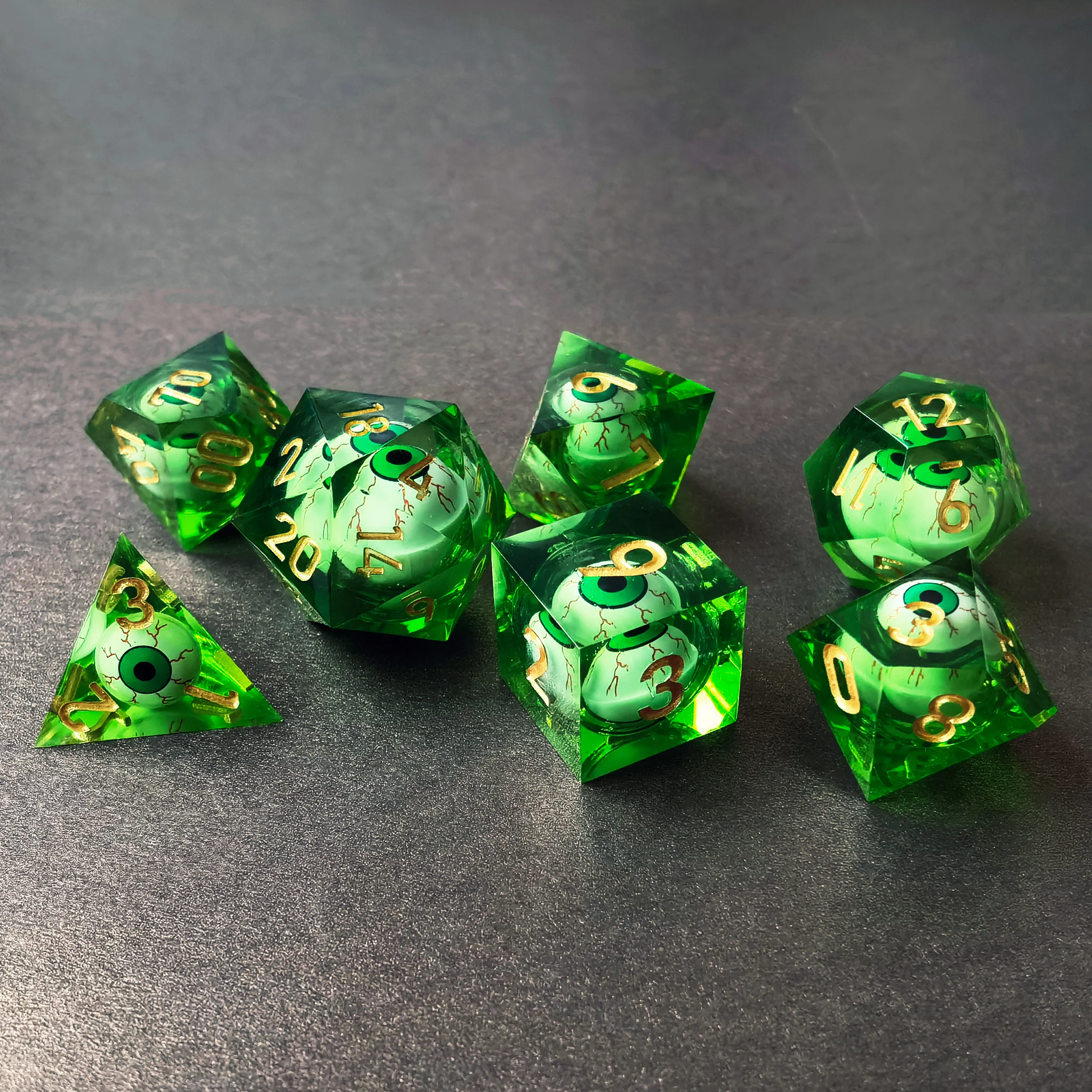 BESCON Sharp Edged Liquid Core Rolling Eyeball Dice-Razor Edge Polyhedral Dice with Rolling Eyeball Inside