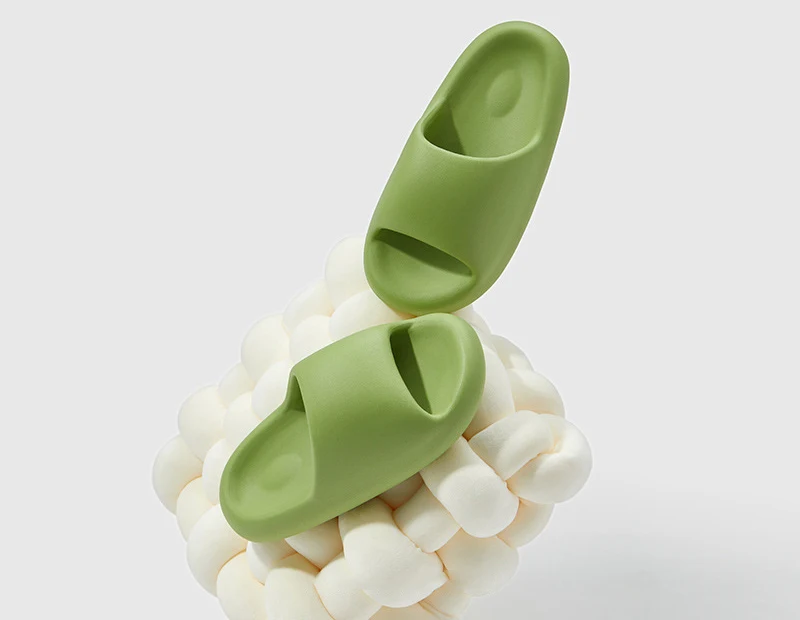 Women Sandals Super Soft Eva Thick Platform Slides Minimalist Comfortable Indoor Bathroom Non-Slip Slippers Shoes for Women Men