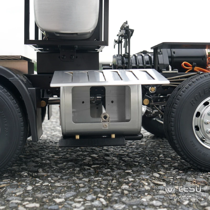 LESU 3363 Metal Chassis 1/14 RC Tamiyay 56352 8*8 Tractor Truck Servo Motor Outdoor Toys TH15089 4