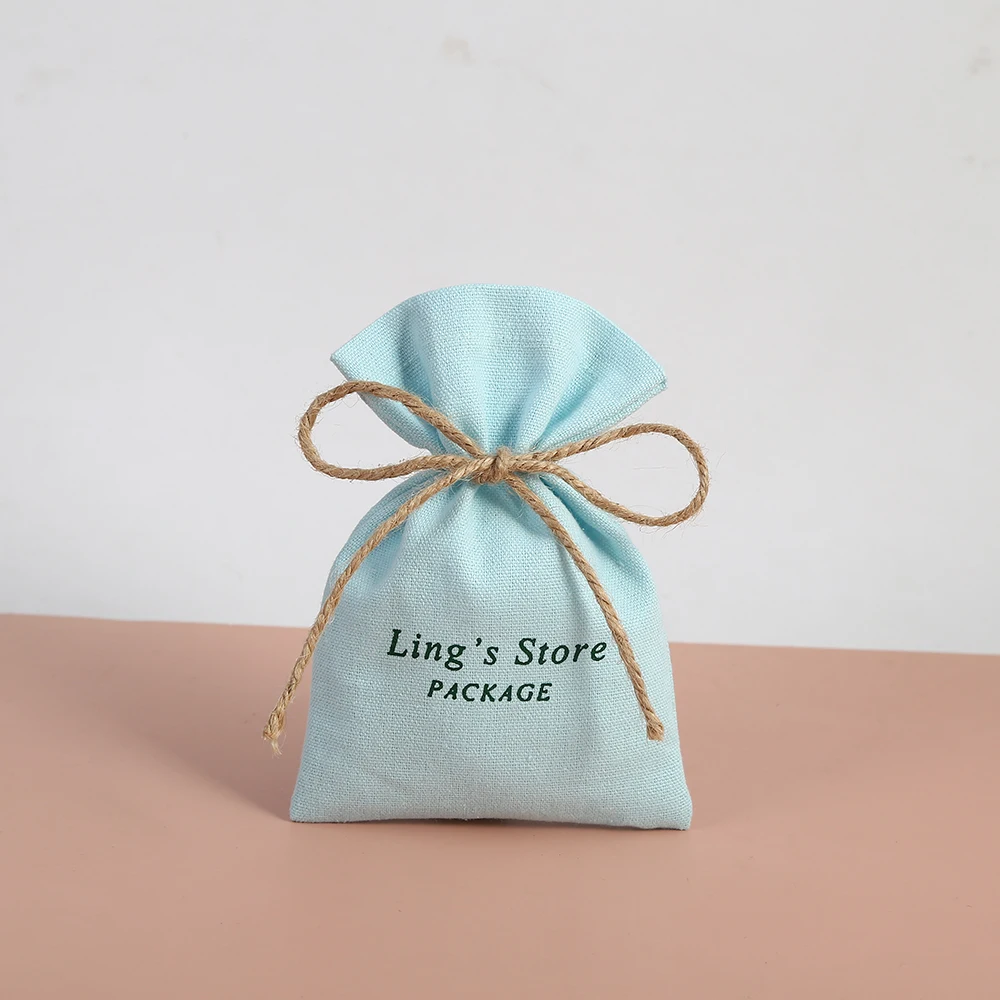 100 Stück personalisierte Schmuck-Baumwollbeutel mit Logo und Hanfschnur, Hochzeitsgeschenkbeutel, Geburtstagsgeschenk für Mama, Freundin, Verpackung – Detail 6