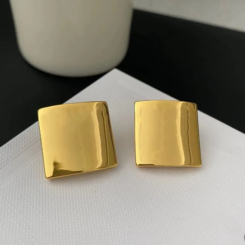

2024 Retro, Simple and Versatile Gold Block Classic Earrings