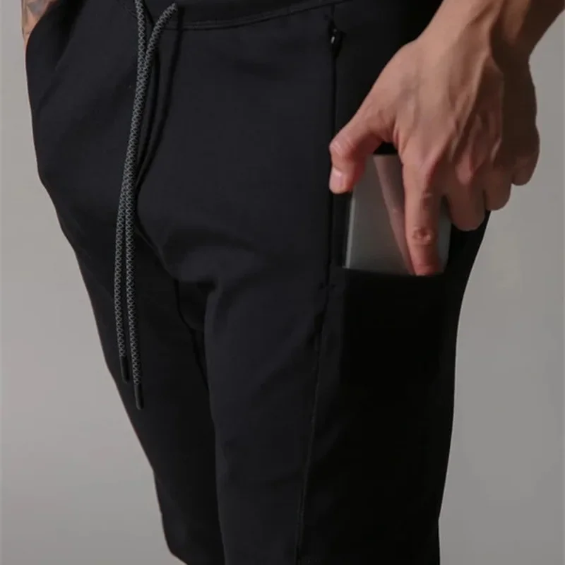New Hot Sale Of The Season Men's Sporty Cotton Trousers for Running Slim Fit Casual Jogging Pants with Drawstring And Zipper