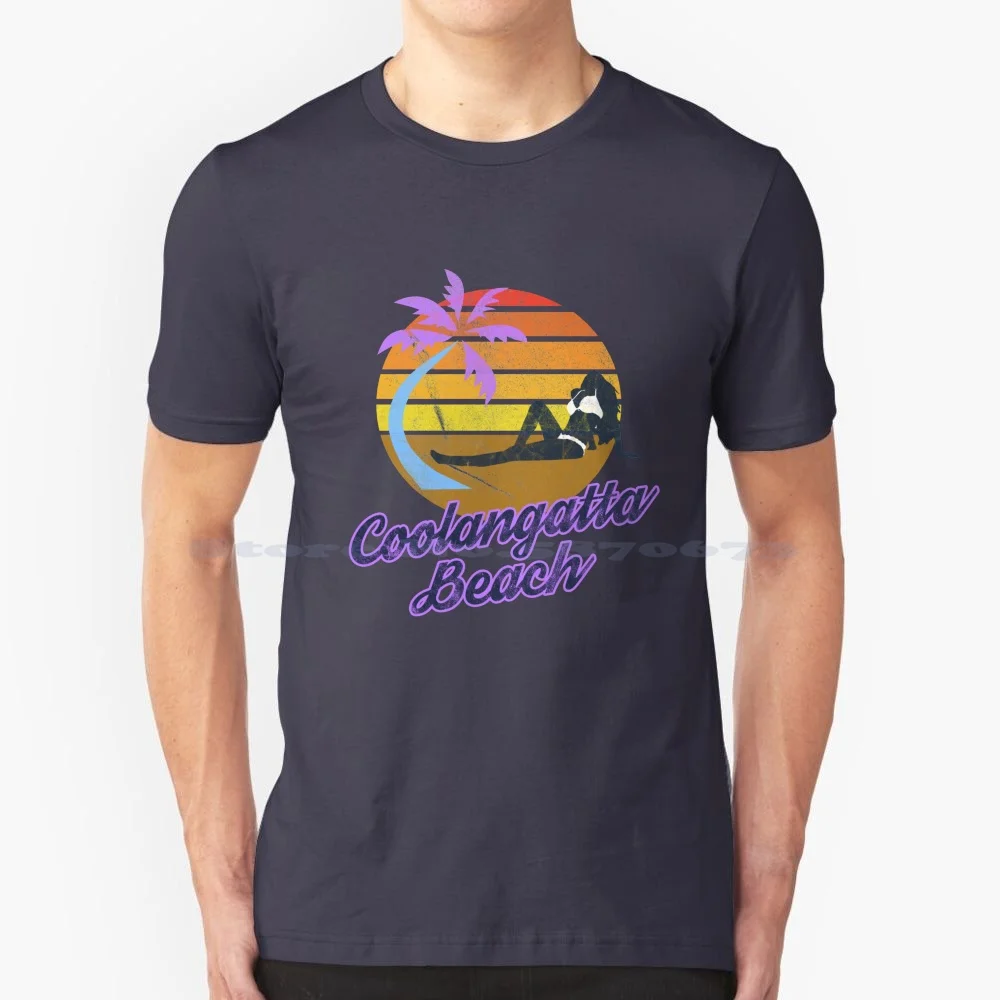 Coolangatta Beach Gold Coast Queensland Australia Retro Surf T-Shirt T Shirt 100% Cotone Tee Palm Tree Bay Beachball Bikini