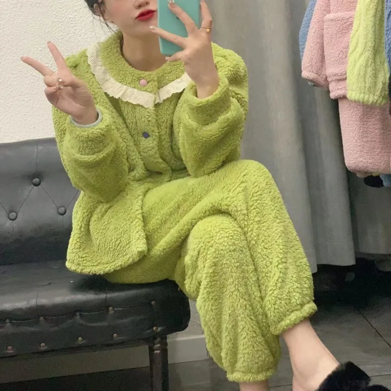 2024 New Coral Velvet Pajama Women Winter Thicken Plush Loungewear Two-piece Set Fashionable Cute Homewear Autumn Warm Sleepwear muyogrt fleece women pyjamas sets autumn winter warm thick velvet sleepwear pajamas set homewear nightie two piece pajama suit