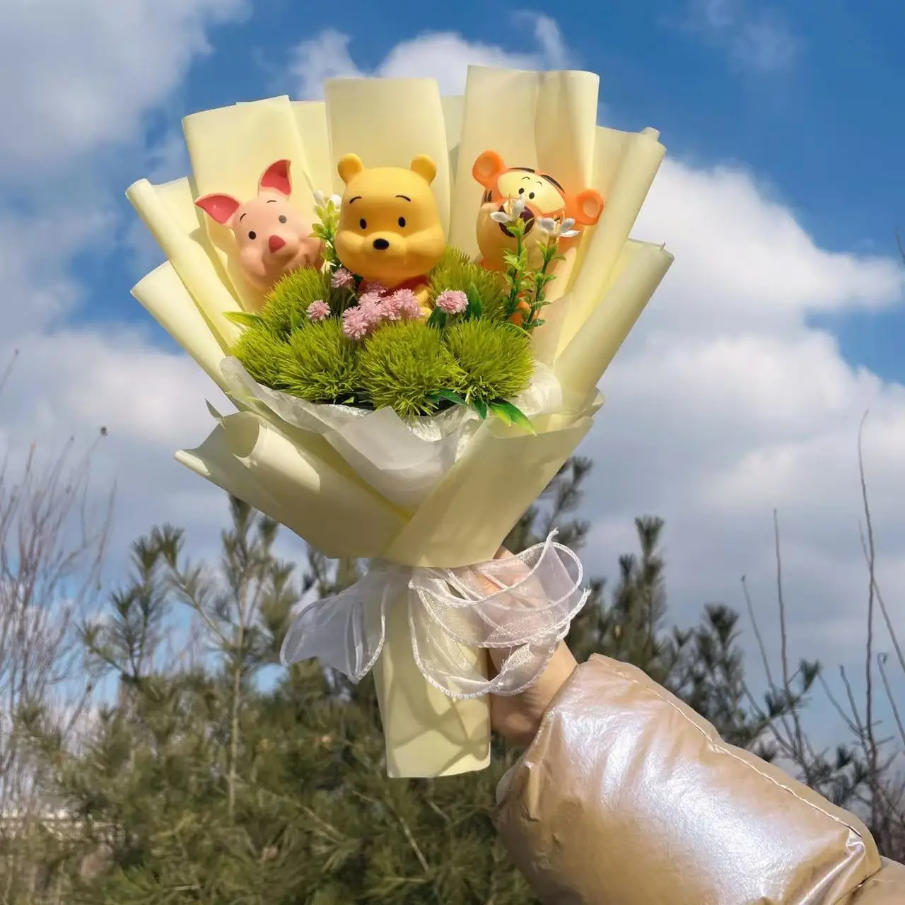 Cartoon Winnie the Pooh Plush Doll Toy Handmade Flower Bouquet Wedding Valentine's Day Christmas Graduation Gifts 2