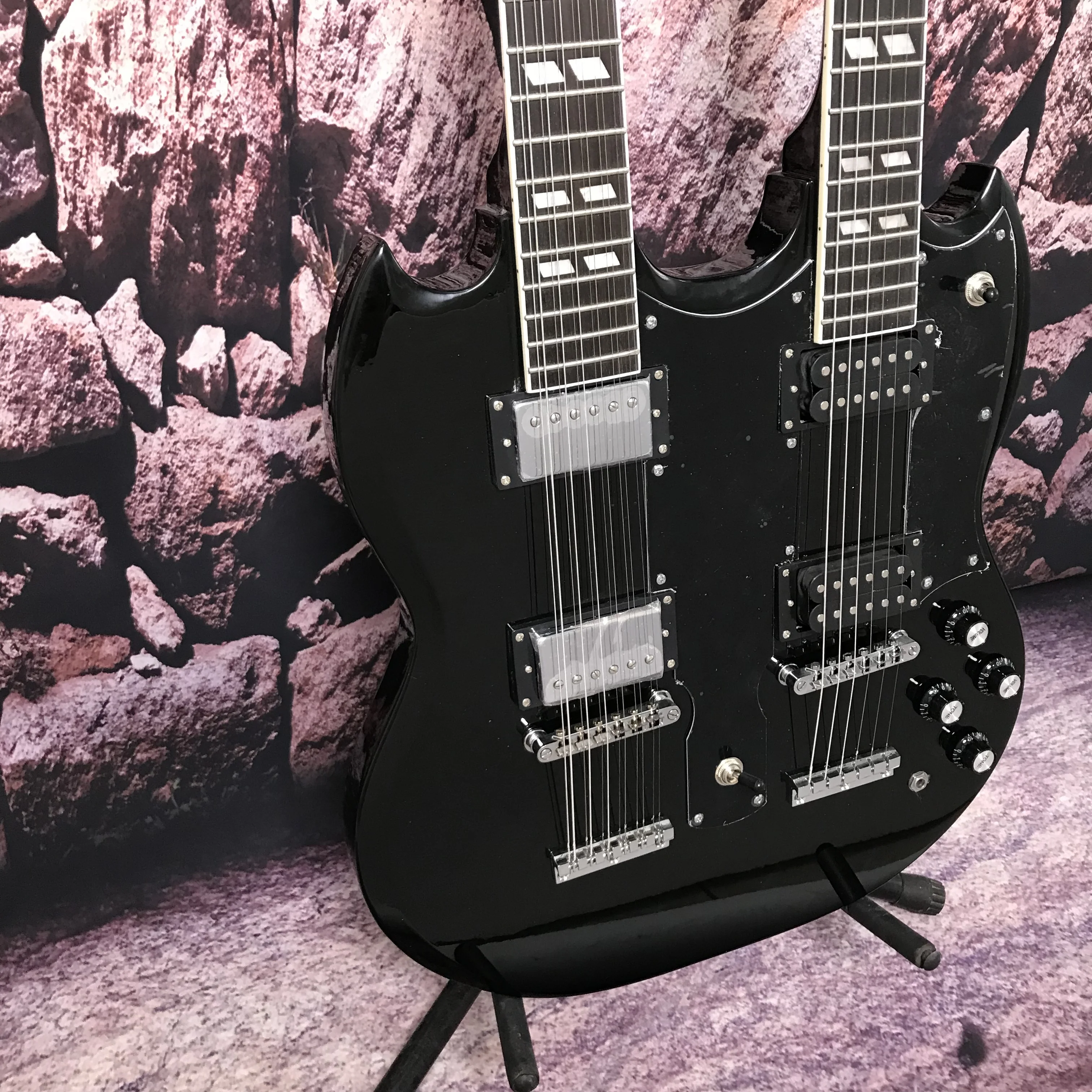 Factory customization electric guitar S G double neck 12+6 strings hot sale mahogany