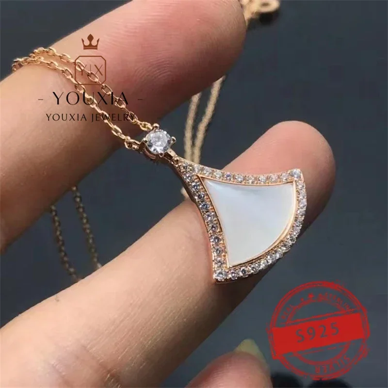 1: 1. Customized hot selling s925 silver fan edge diamond agate women's jewelry necklace with personalized exquisite temperament