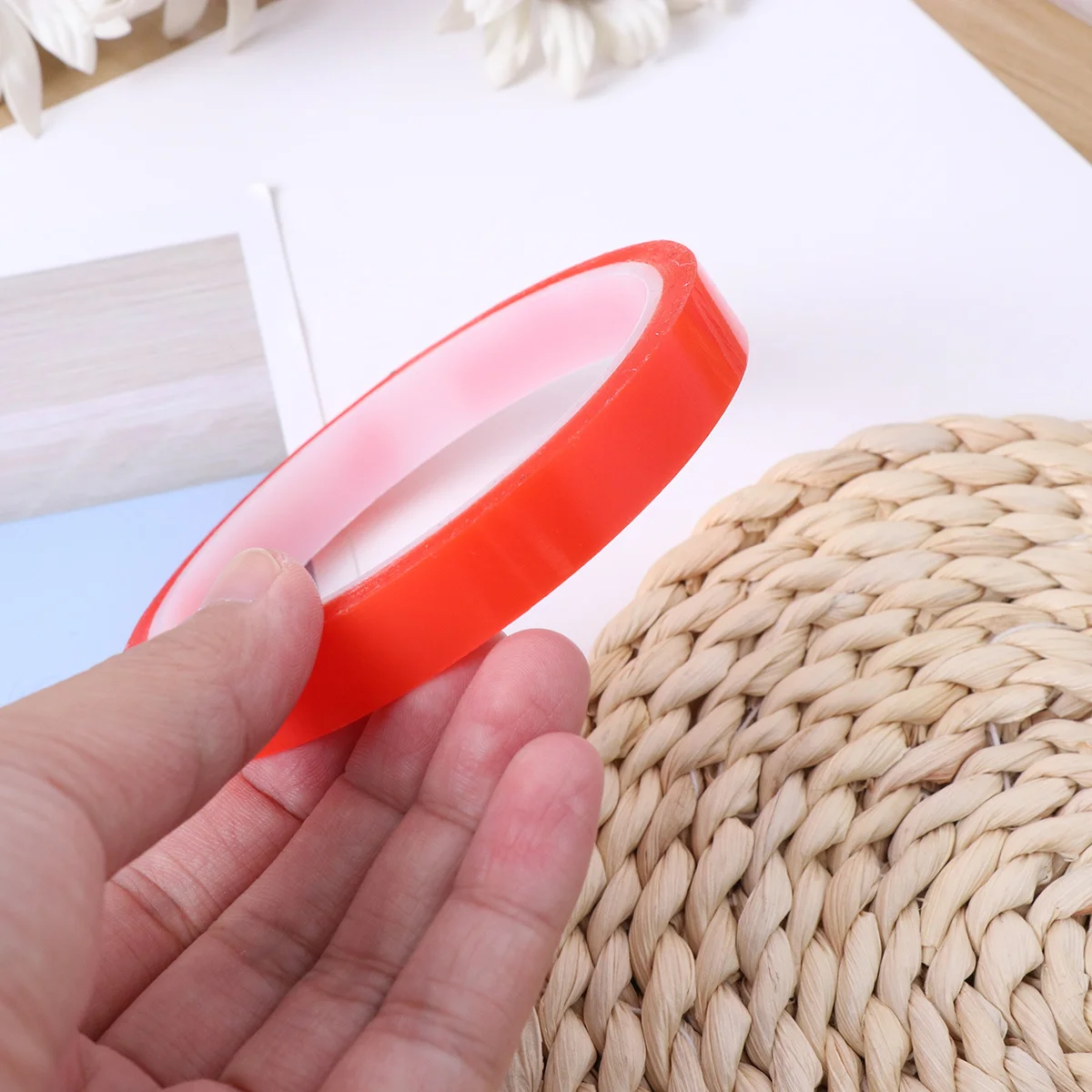 8Mm X 5M 산업용 강도 양면 접착 테이프 LCD 터치 스크린 카메라 커버 메모리 모듈을 위한 투명하고 신뢰할 수 있는 접착력