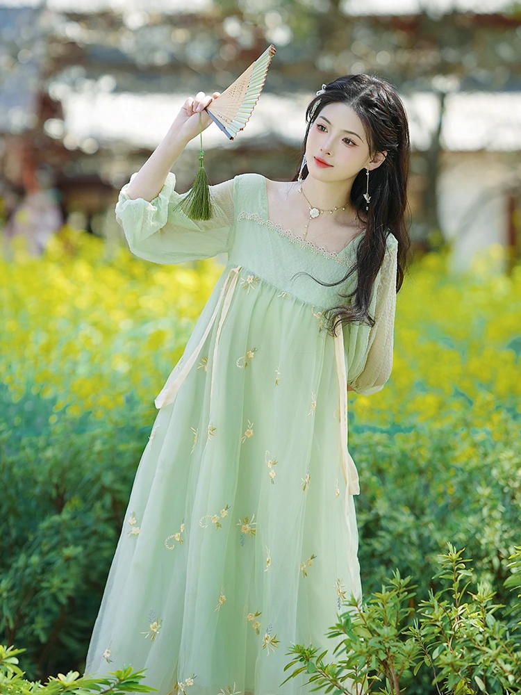 

Платье в китайском стиле Хань с цветочной вышивкой, кружевное лоскутное летнее вечернее платье в ретро стиле с квадратным вырезом, зеленое свободное платье на шнуровке