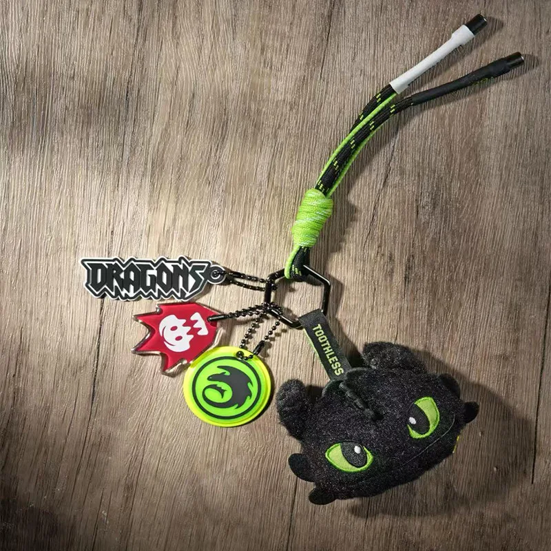 公式歯のないぬいぐるみキーホルダー: ヒックとドラゴン ナイト