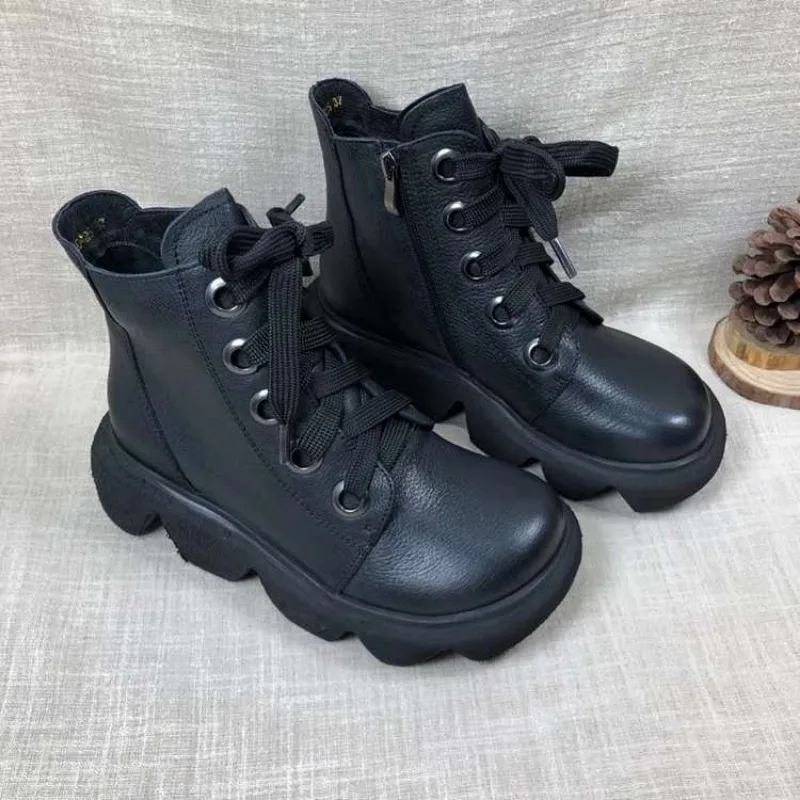 New Women Autumn Handmade Retro Ankle Boots Leather Lace-up Platform Snow Boots Women Winter Boots Warm Short Boots