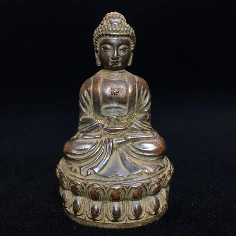 

Collect antiques, handicrafts and miscellaneous pieces to make old brass, and Sakyamuni will sit in the Buddha's small pl