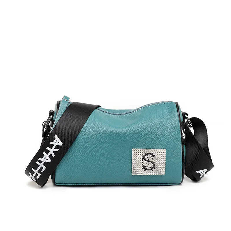 thumbnail image 1 of Bolsos cruzados de piel de vaca suave de alta calidad para mujer, bolsos de hombro casuales de moda con letras de diamante, bolsos de diseñador de marca pequeños cuadrados, 1 of 5