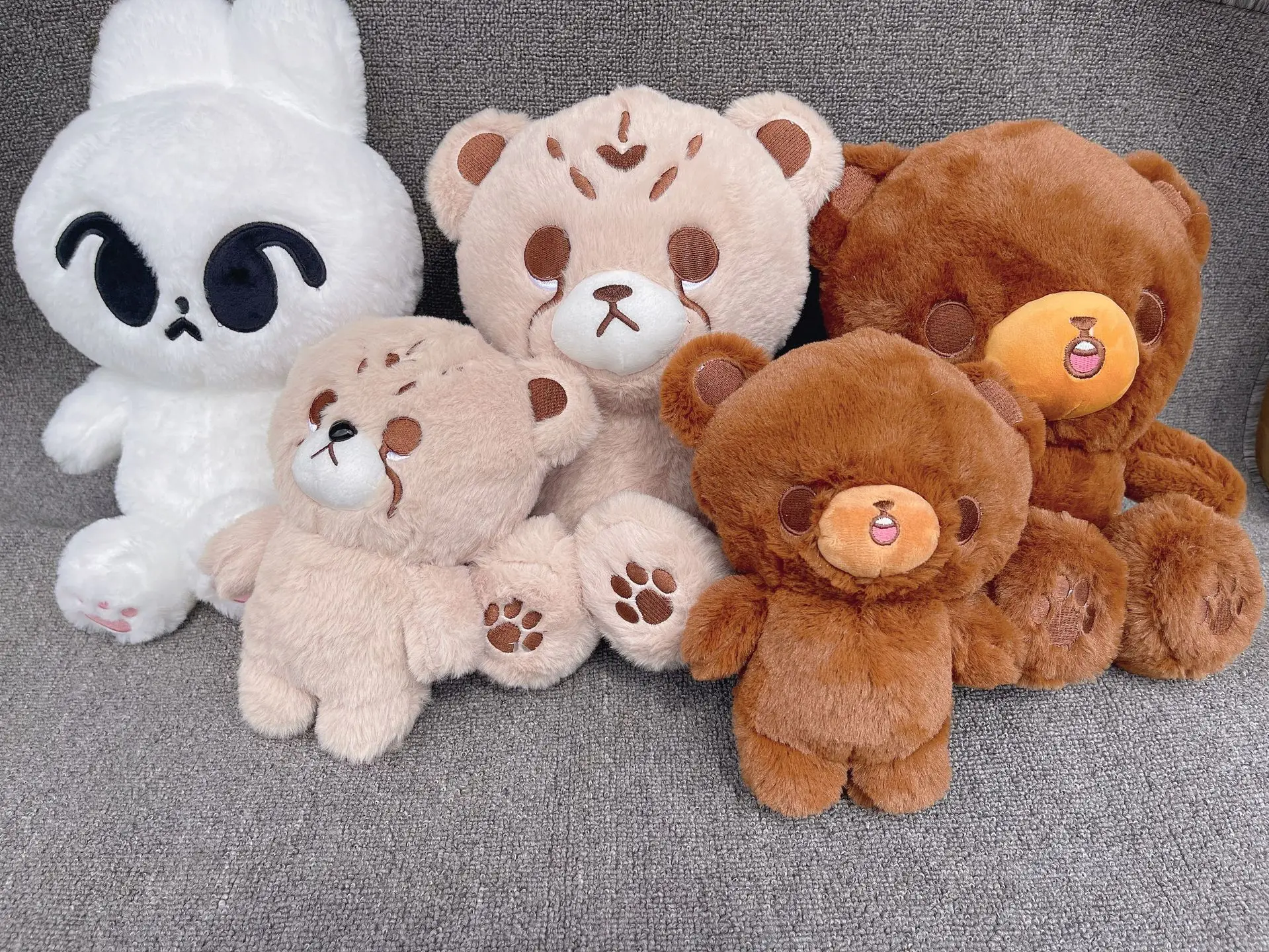 

20cm Kpop Cheetah Gomdo Taeyong Mark Plush Doll Cartoon Toys Pillow