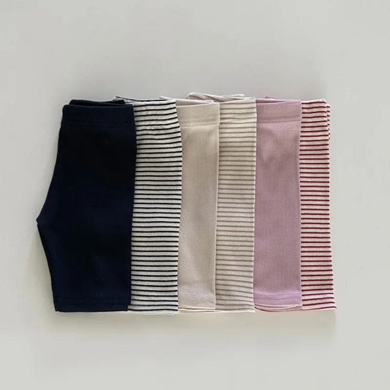Mallas de algodón a rayas para niño y niña, pantalones cortos elásticos sólidos, pantalones medios versátiles, novedad de verano 2024