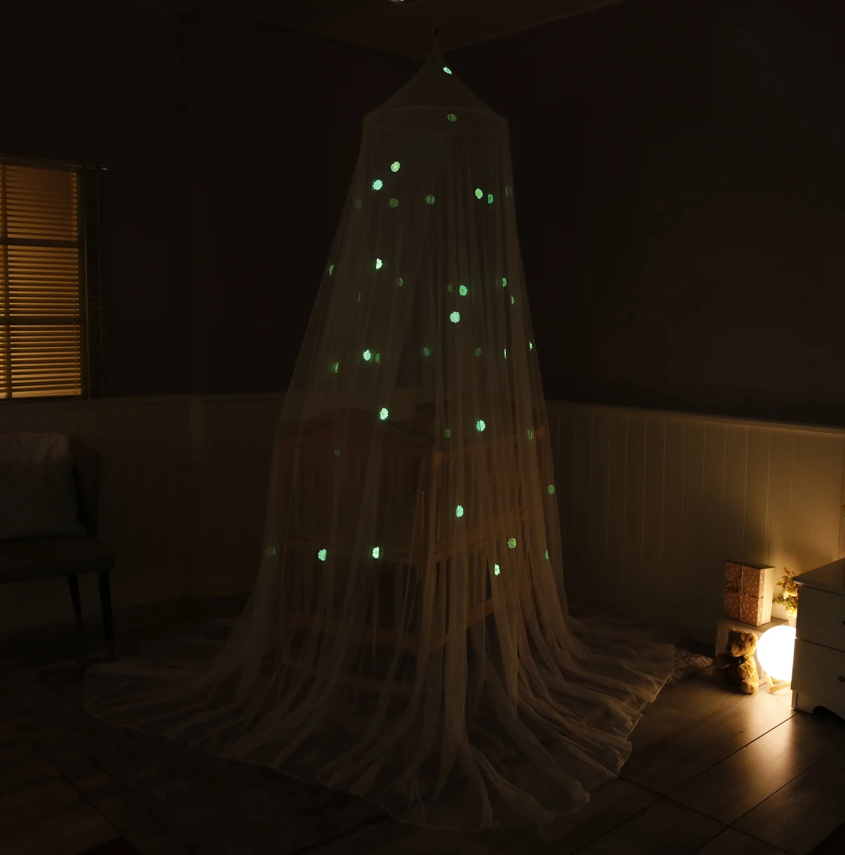 Folding Hanging Glowing In The Dark Daisy Baby Mosquito Net Crib Net
