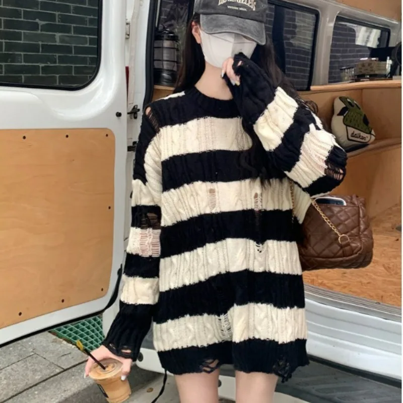 

2023 New Stripe Loose Lazy Sweater for Women Autumn Winter Casual Versatile Hip Hop Hole Design Feel Irregular Pullover Knit