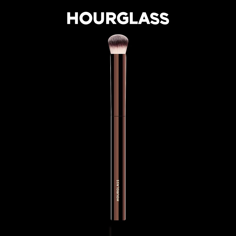 Hourglass Makeup Brush- No.19 Vanish Seamless Finish