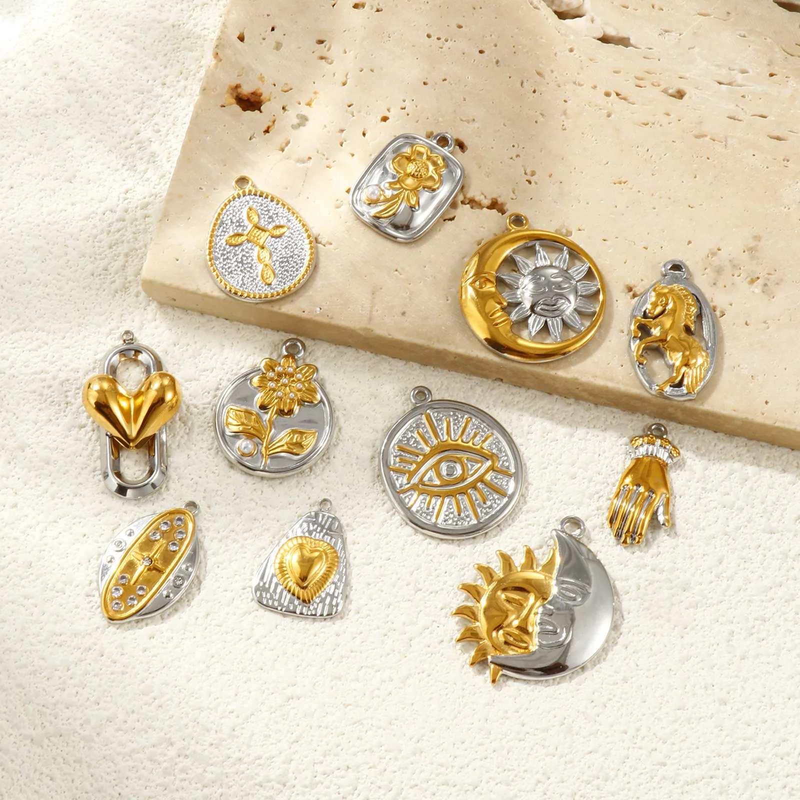2 Stück Edelstahl-Anhänger Ozeanfisch Seestern Muschel Zweifarbige Charms Damen DIY Halskette Ohrringe Schmuckzubehör Großhandel – Detail 4