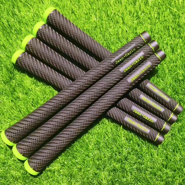 탁월한 댐핑 성능과 편안한 그립을 제공하는 진 카를로 골프 그립