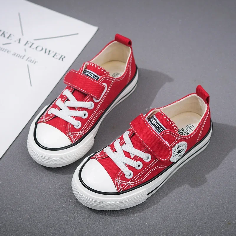 thumbnail image 1 of Zapatos de lona de alta calidad para niños, zapatos blancos transpirables para primavera y otoño, deportes versátiles de estilo coreano, novedad de 2024, 1 of 4