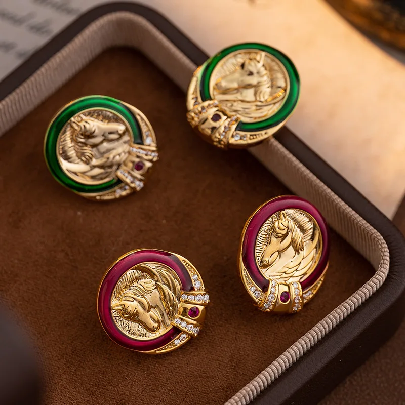 

Light luxury vintage carved round earrings for women