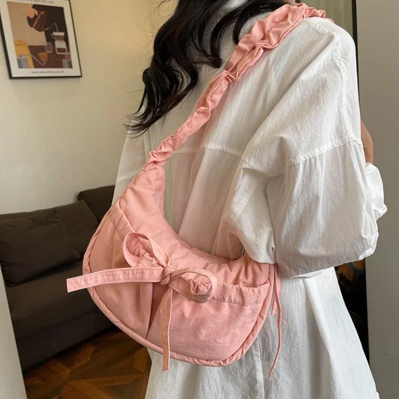 Women's Handbags Waterproof Nylon Shoulder Bags Large Capacity Leisure Single Crossbody Bags for Women Drawstring Pleated Bag