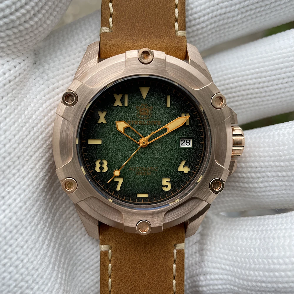 

STEELDIVE Official SD1943S Bronze Mechanical Men's Wristwatch 1000M Waterproof Swiss Luminous NH35 Movement Luxury Diving Watch