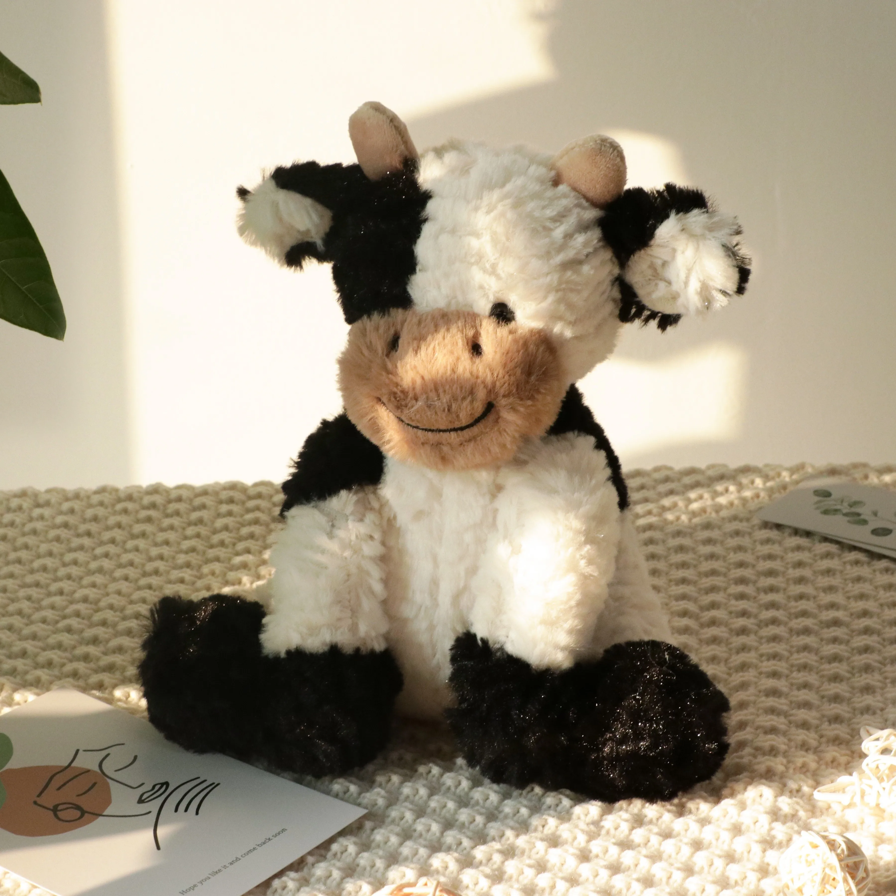 Peluche Mucca Sdraiata – Cuscino Morbido A Forma Di Animale, Grigio 40 Cm, Giocattolo E Decorazione Per Camere E Auto