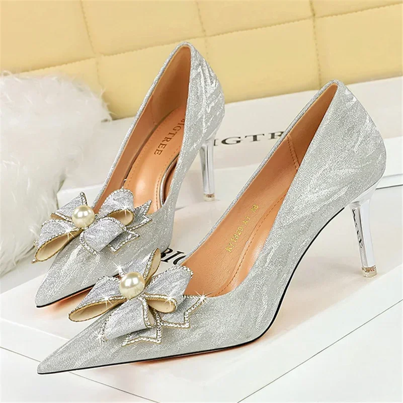 Women Gentle 7.5cm 10.5cm High Heels Scarpins Wedding Bridal Low Heels Lady Pearl Crystal Bowknot Luxury Party Gold Silver Pumps 3