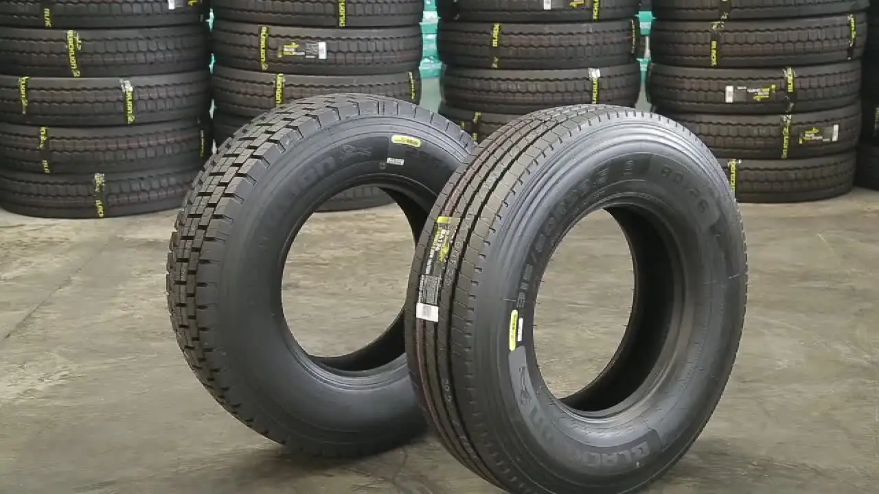 Light truck and bus tire 225 70 19.5 8r19.5 for sale